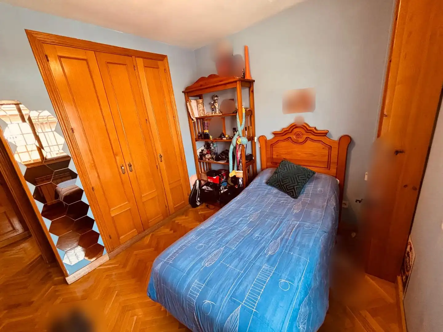 Habitación de Casa adosada en venta en Getafe con Aire acondicionado, Calefacción y Jardín privado