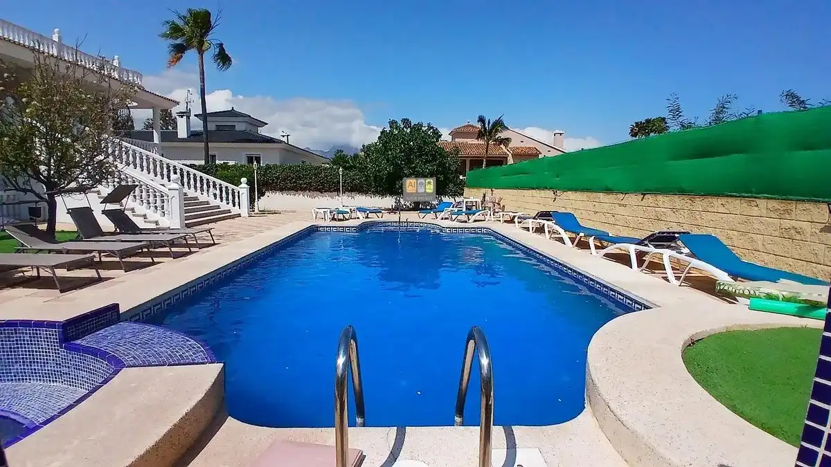 Villa avec piscine à vendre à Pueblo - Urbanizaciones, imagen 4