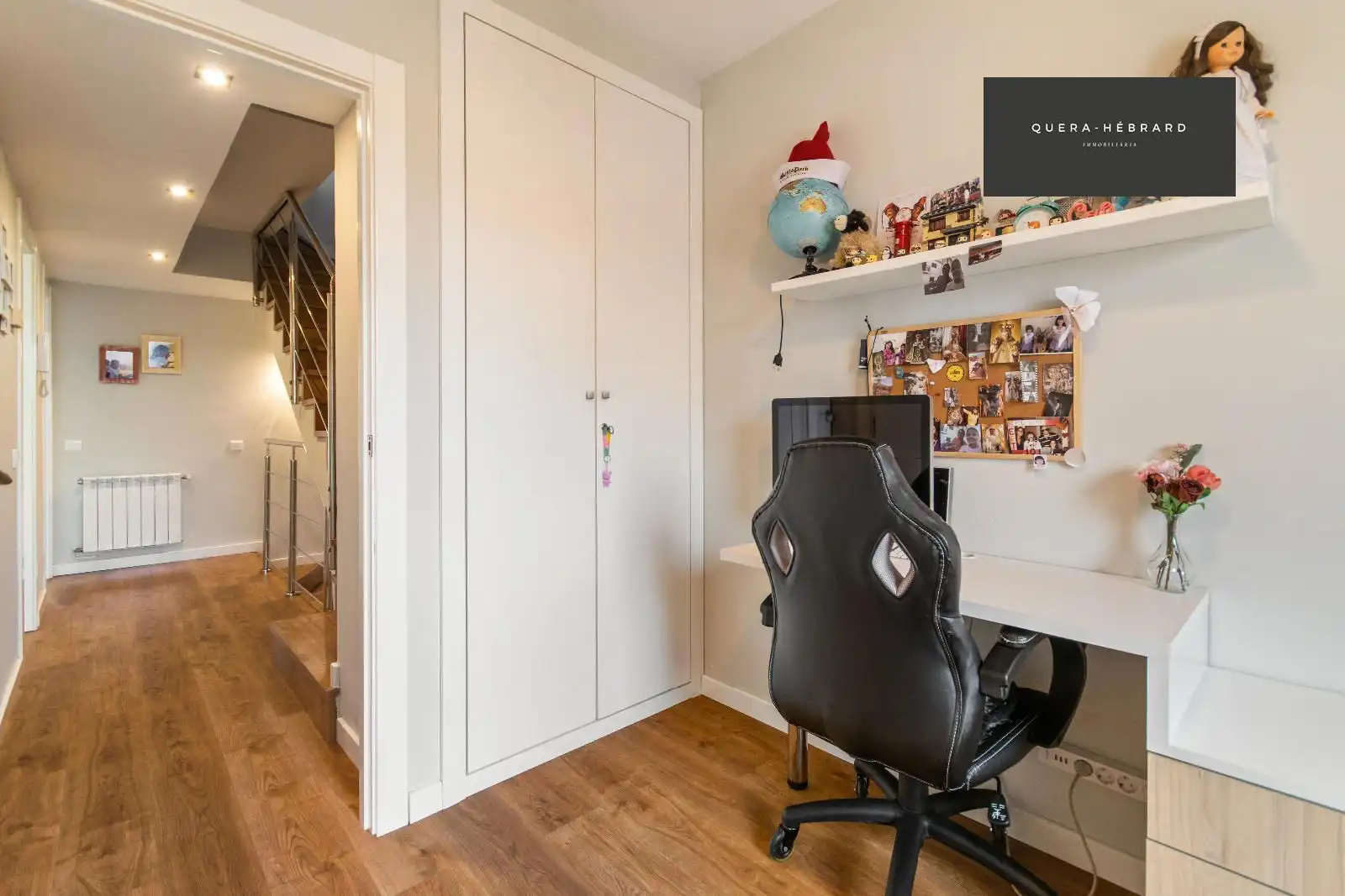 Habitación de Casa adosada en venta en Rubí con Aire acondicionado, Calefacción y Parquet