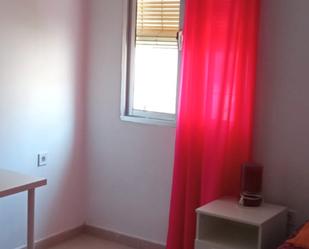 Bedroom of Flat to rent in  Sevilla Capital