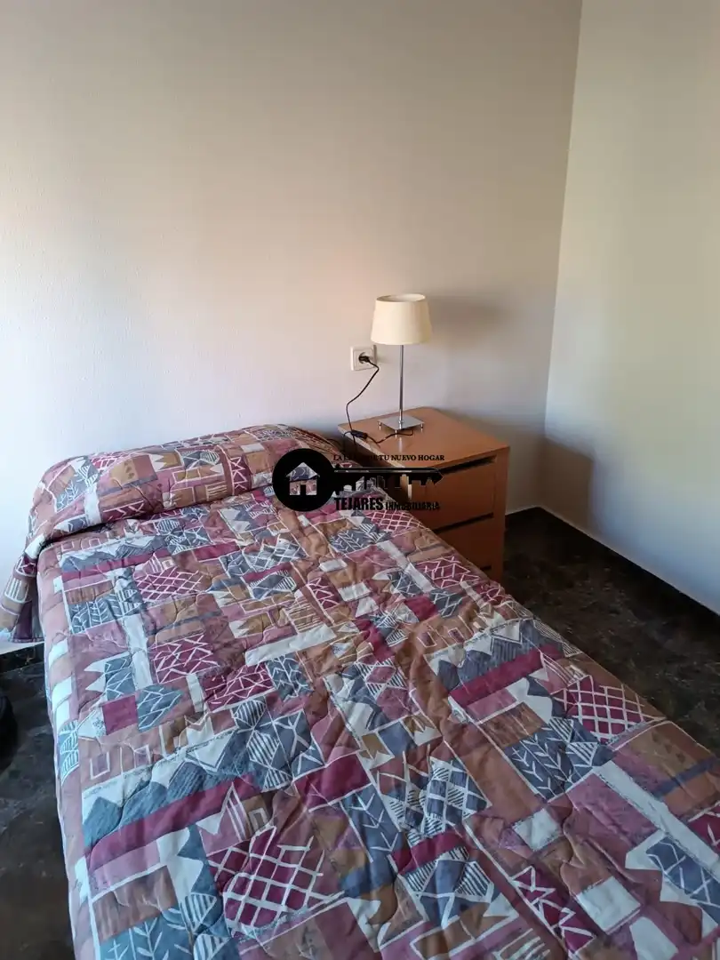 Flat with terrace to rent in Hospital, imagen 13