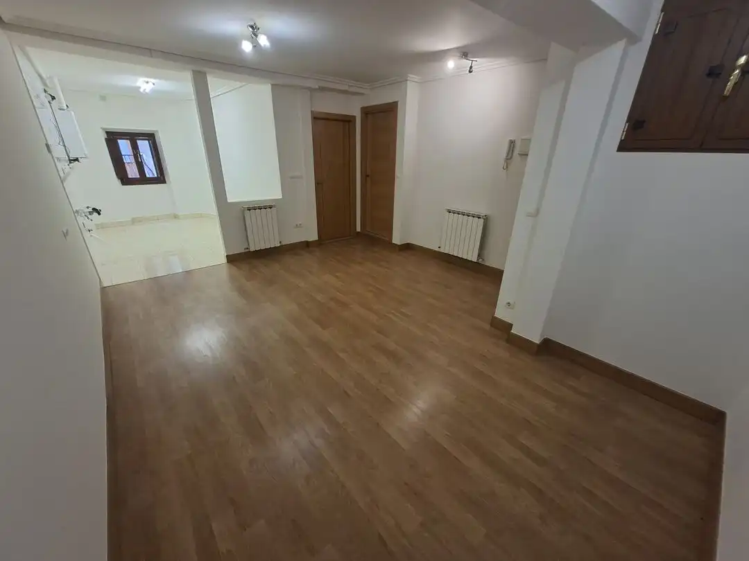 Flat for sale in Elorrio  with Heating