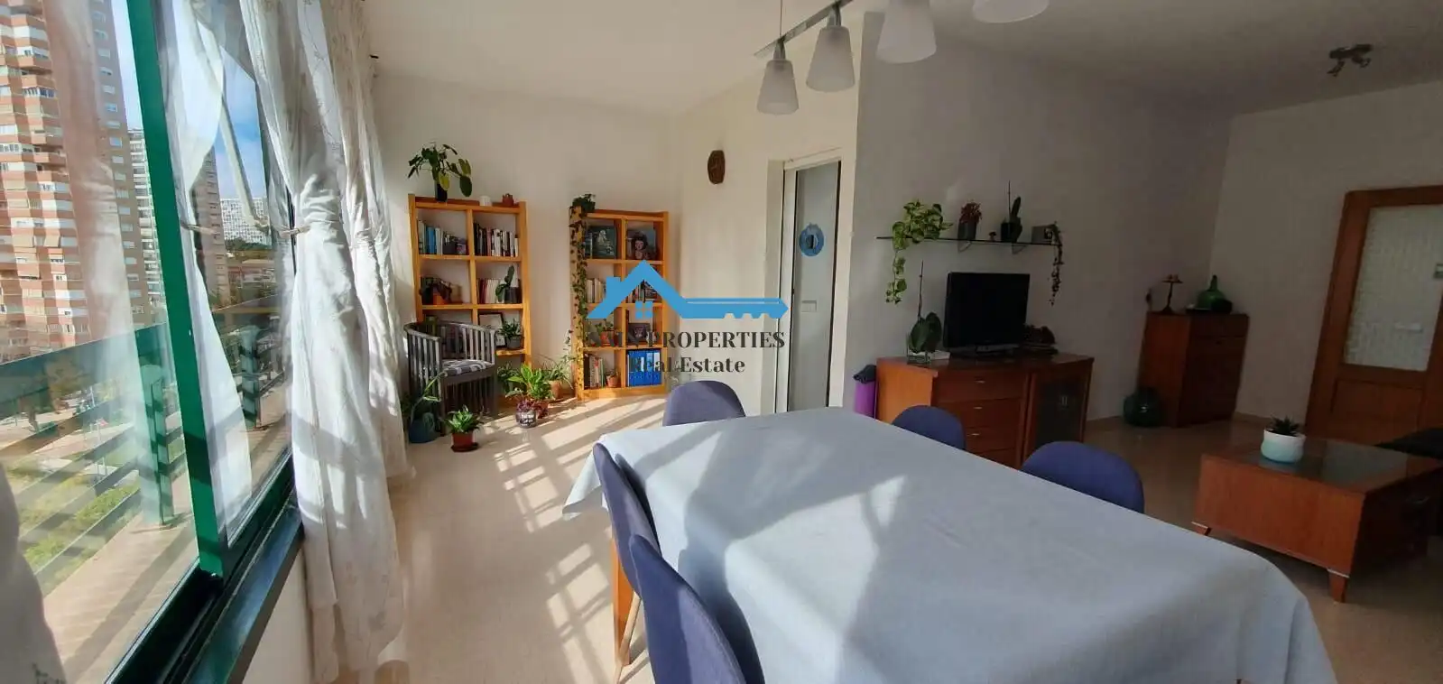 Piso con piscina en venta en Juzgados - Plaza de Toros, imagen 2