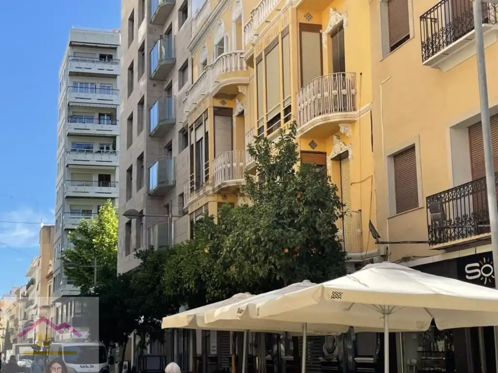Edifici en venda a Calle Rausell, 10, Centro Histórico