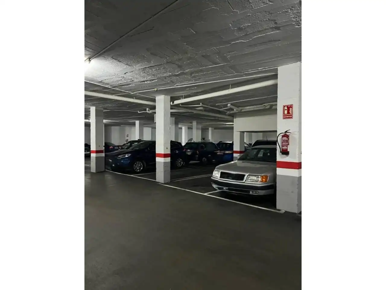 Parkplatz zur Miete in Calle Entenza 145, imagen 4