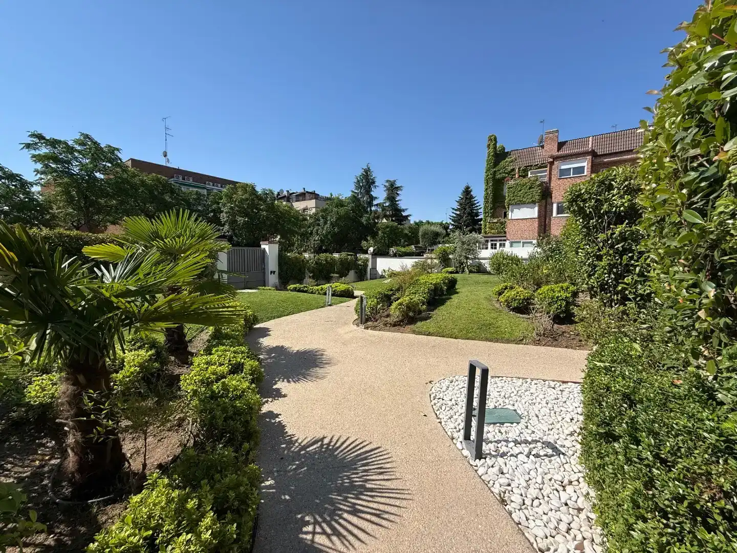 Garten von Wohnung zur Miete in  Madrid Capital mit Klimaanlage und Schwimmbad