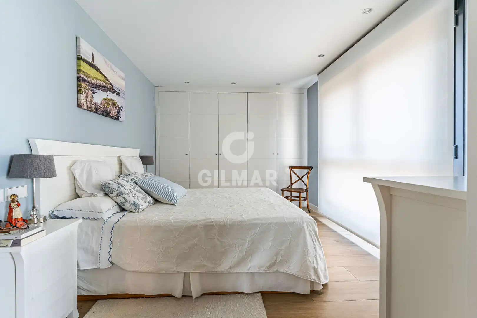 Schlafzimmer von Einfamilien-Reihenhaus zum Verkauf in Madrid mit Heizung, Privatgarten und Schwimmbad