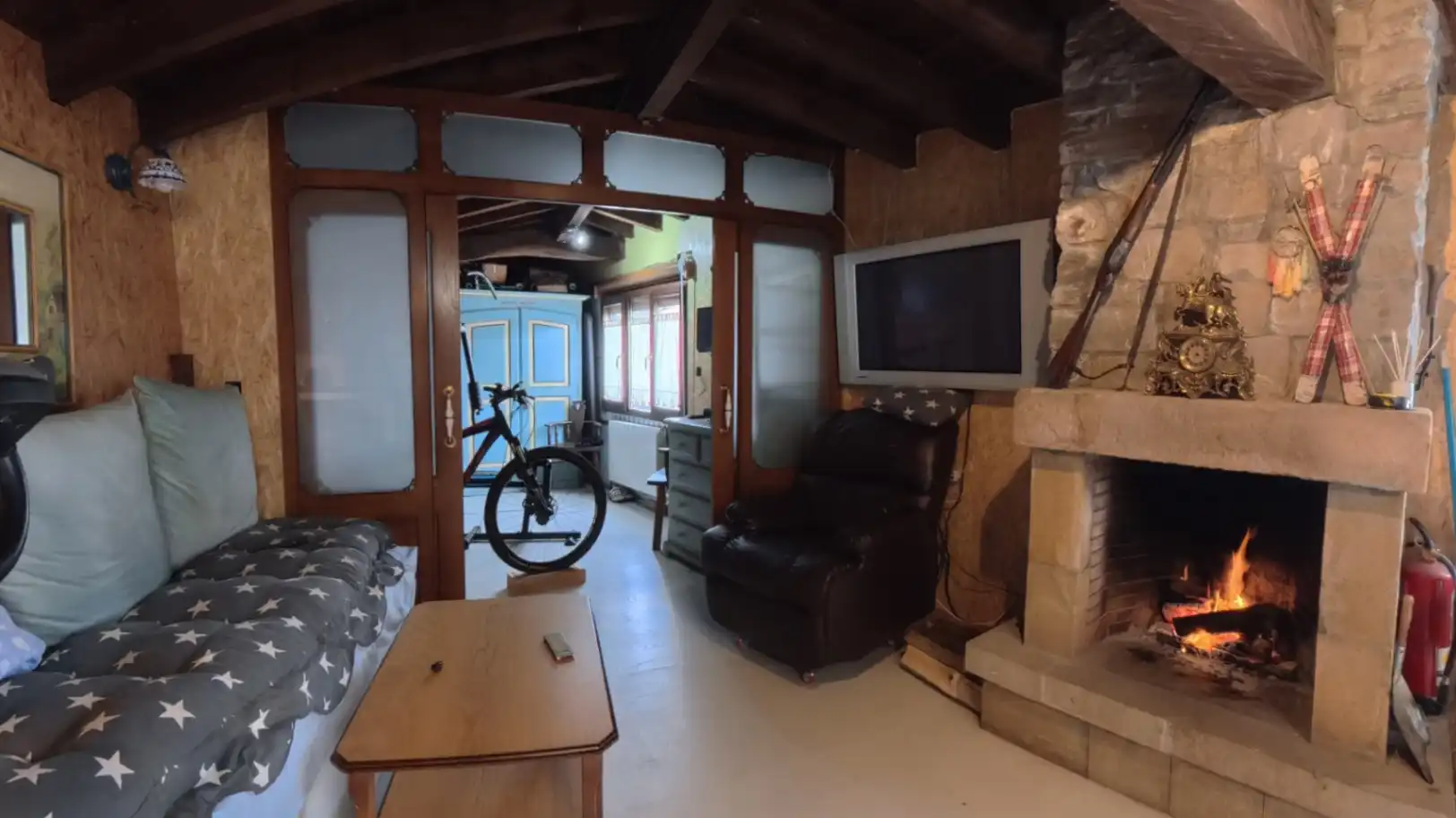 Sala de estar de Casa o chalet en venta en Hermandad de Campoo de Suso con Terraza, Piscina y Amueblado