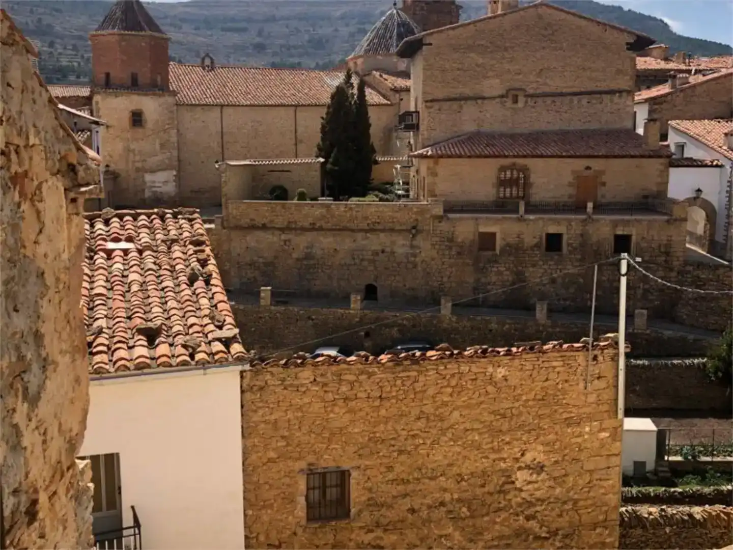 Vista exterior de Piso en venta en La Iglesuela del Cid