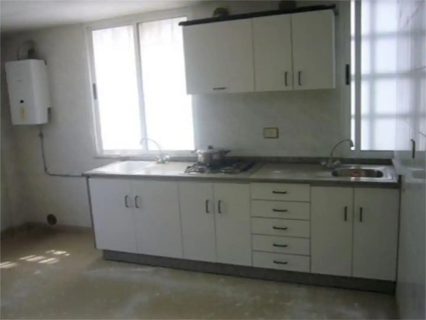 Cocina de Local en venta en Cospeito con Aire acondicionado y Amueblado