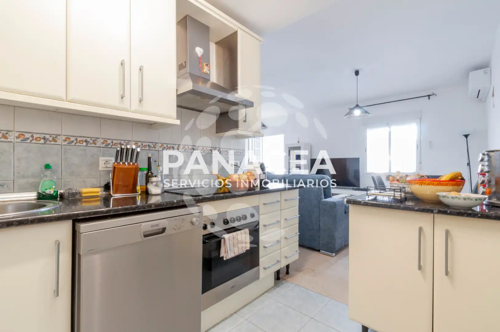 Cocina de Casa adosada en venta en Albuñol con Jardín privado, Terraza y Amueblado