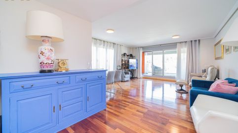 Foto 2 de Piso en venta en Avenida Principe de Asturias, 14, Zona Monte El Pilar, Majadahonda