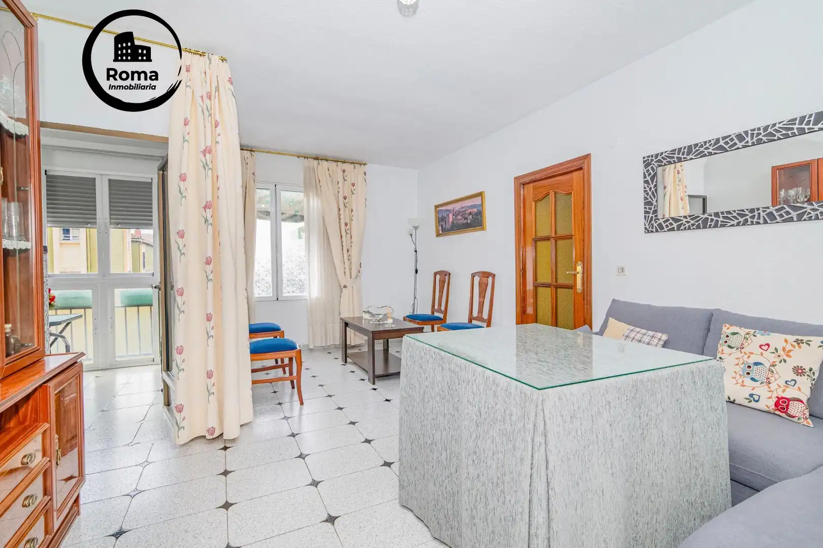 Sala d'estar de Pis en venda en Granada amb Aire condicionat, Terrassa i Traster