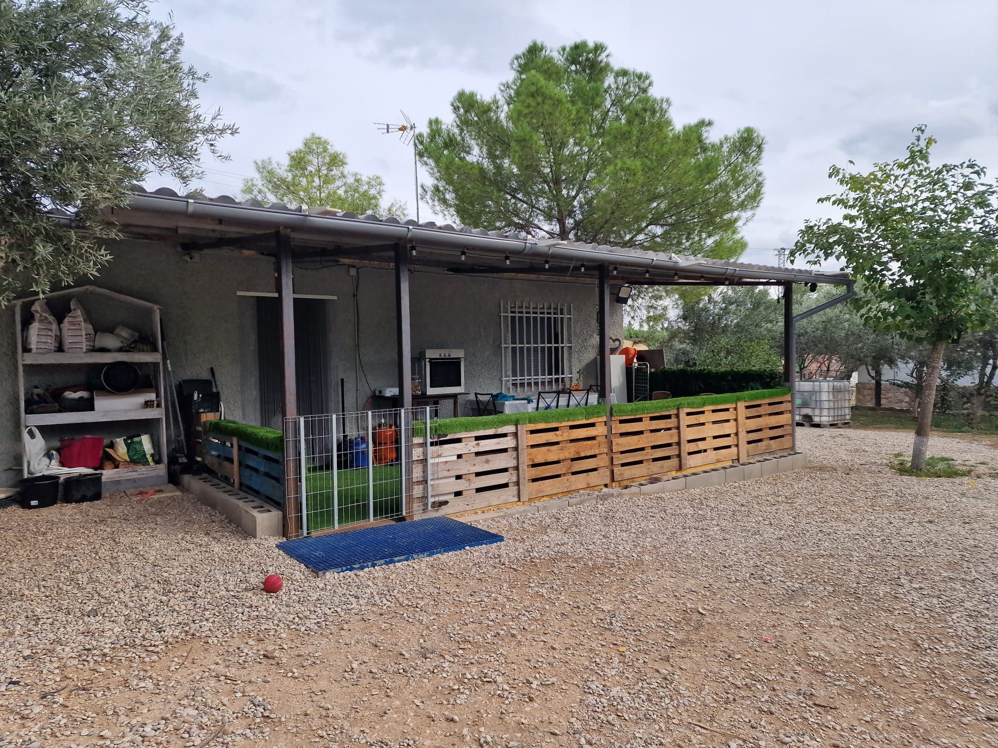 Vista exterior de Finca rústica en venda en Morata de Tajuña amb Aire condicionat i Calefacció