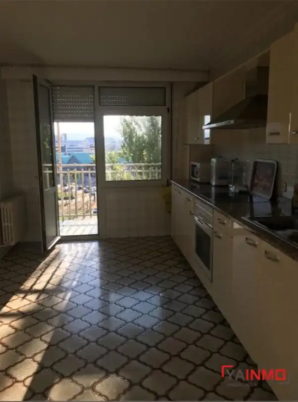 Kitchen of Flat for sale in Vitoria - Gasteiz  with Heating, Terrace and Storage room