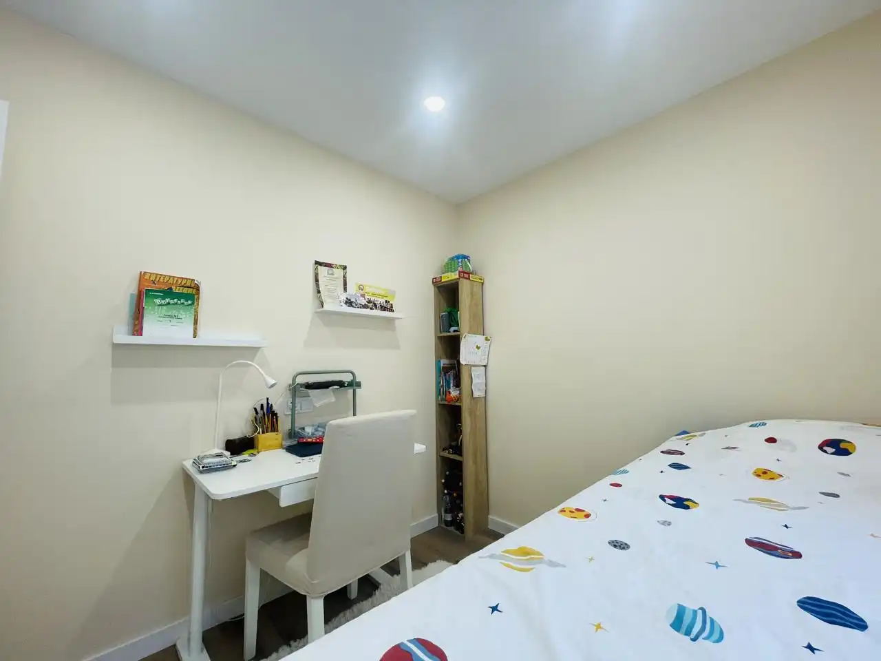 Bedroom of Flat for sale in Salut - Lloreda