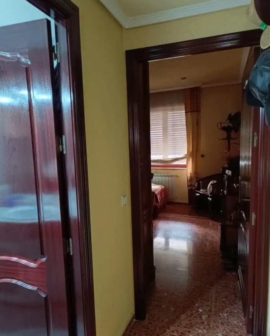 Bedroom of Flat for sale in Córdoba  with Air Conditioner, Heating and Storage room