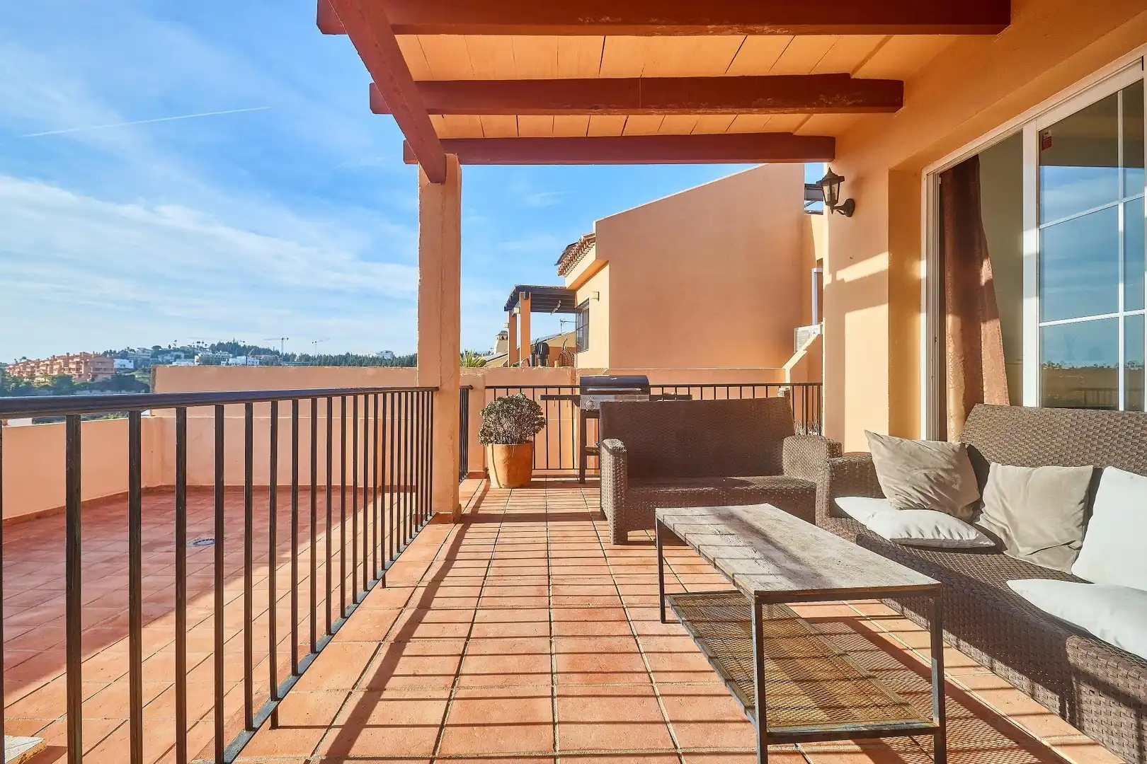 Terrassa de Casa o xalet en venda en Mijas amb Aire condicionat, Jardí privat i Terrassa