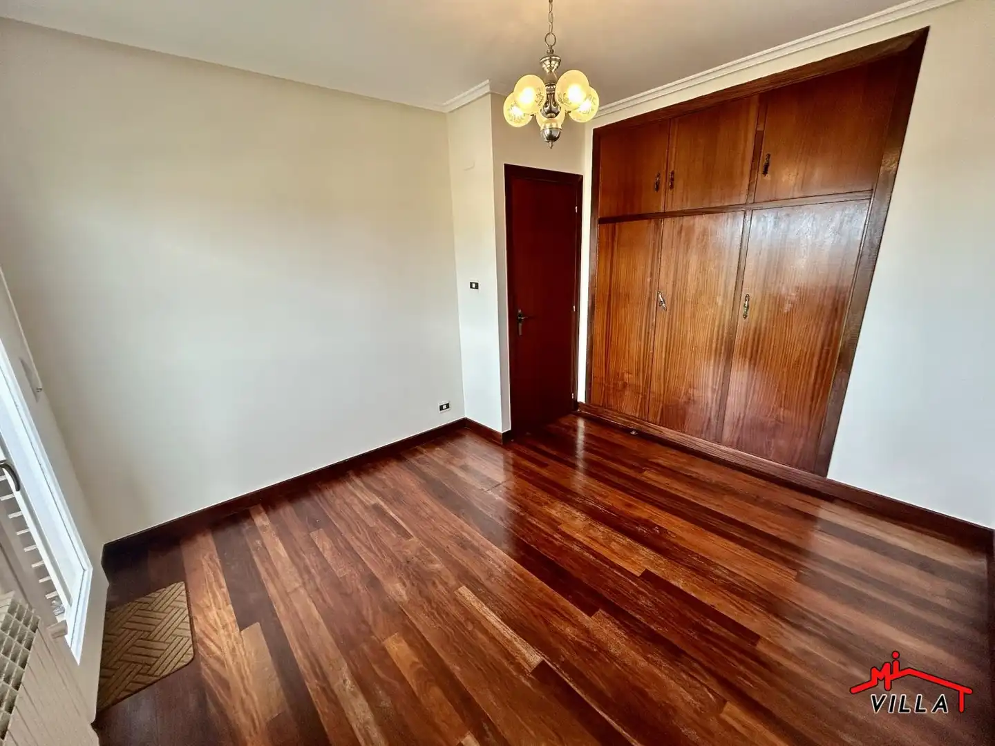 Bedroom of Flat for sale in Laredo  with Terrace