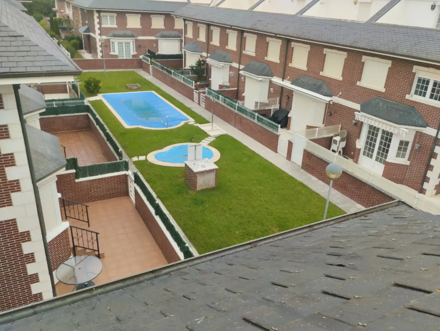 Chalet con terraza en venta en Avenida Derechos Humanos 85, imagen 5