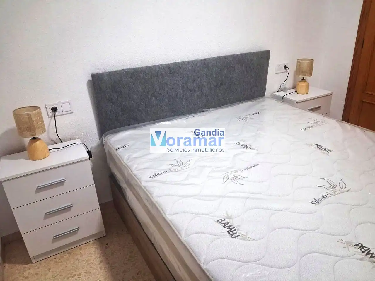 Dormitori de Apartament en venda en Gandia amb Aire condicionat, Jardí privat i Terrassa
