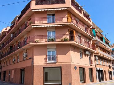 Local comercial en venda a Carrer de Pompeu Fabra 17