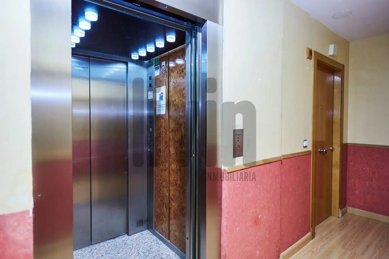 Oficina en venta en Jaén con Aire acondicionado y Calefacción