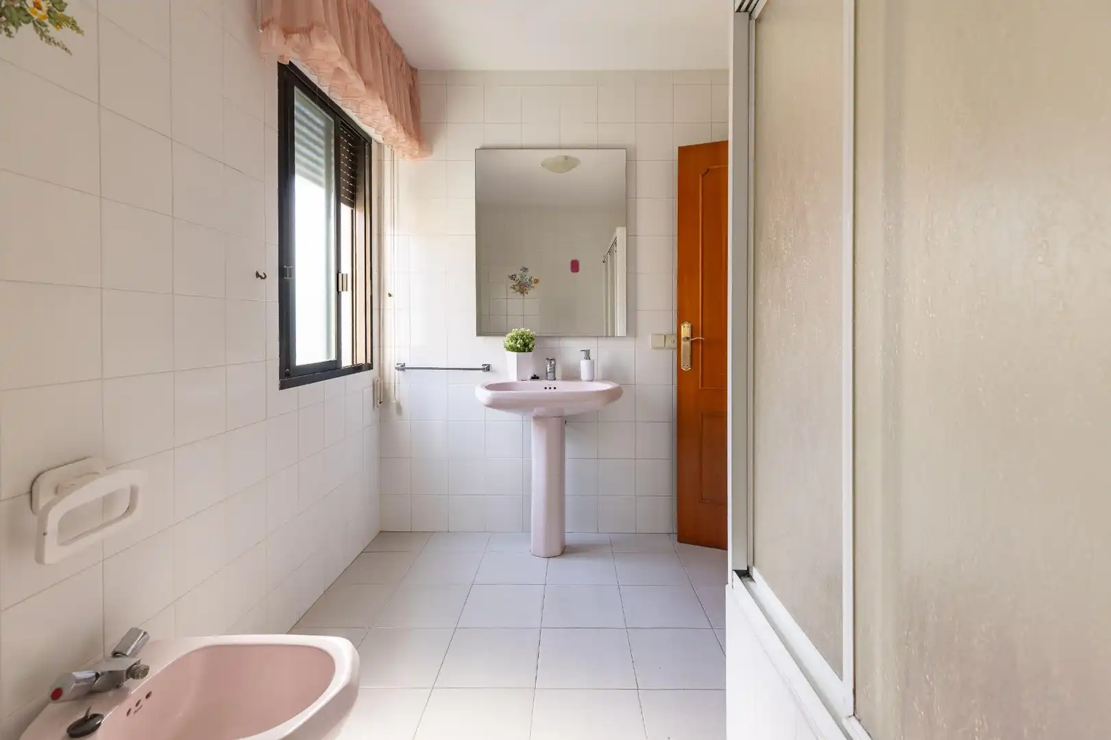 Baño de Casa o chalet en venta en Almazora / Almassora con Jardín privado, Terraza y Trastero