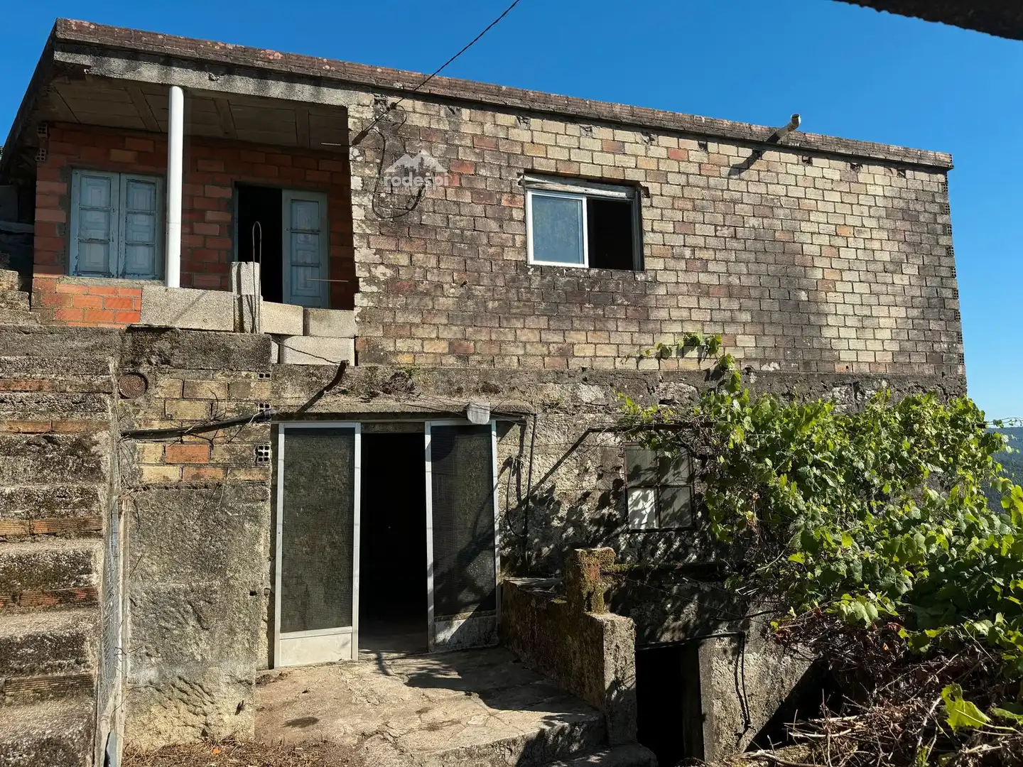 Vista exterior de Casa o xalet en venda en Covelo amb Traster