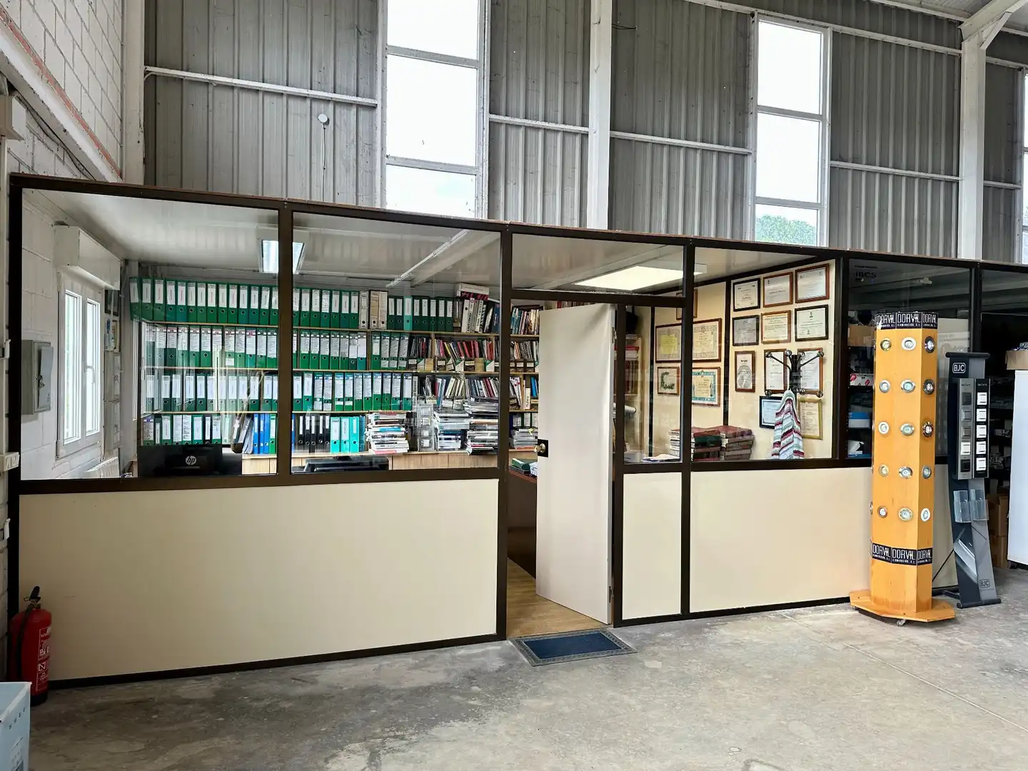 Industrial buildings for rent in Bareyo