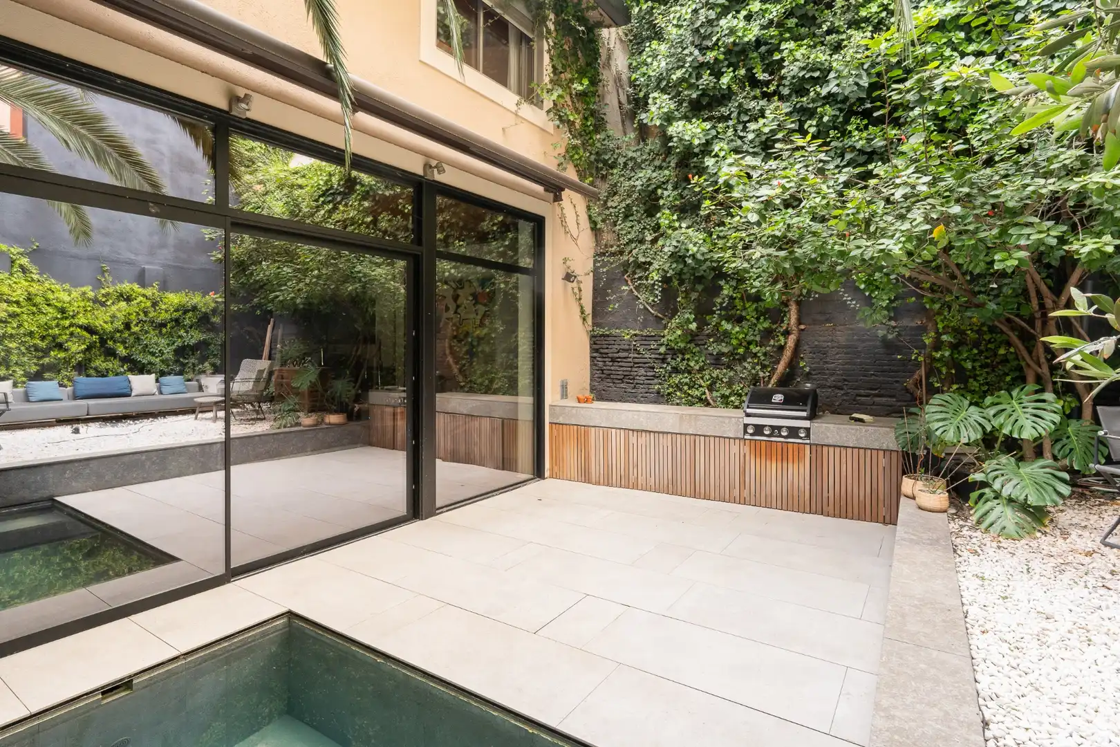 Terraza de Casa o chalet en venta en Barcelona con Aire acondicionado, Calefacción y Jardín privado