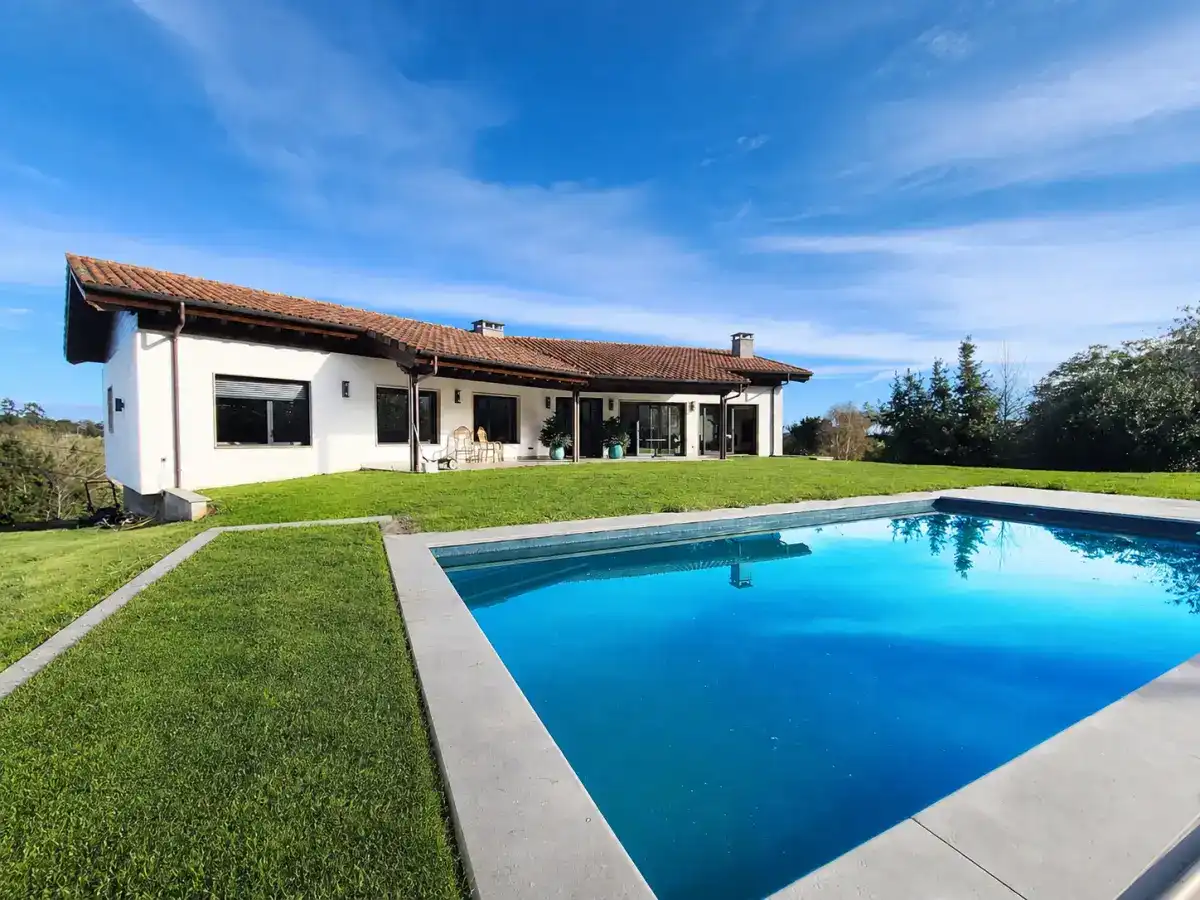 Swimming pool of Houses for sale in Ribadesella  with Air Conditioner, Heating and Private garden