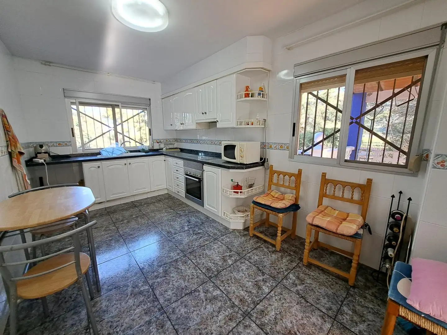 Küche von Haus oder Chalet zum Verkauf in Alzira mit Klimaanlage, Privatgarten und Terrasse