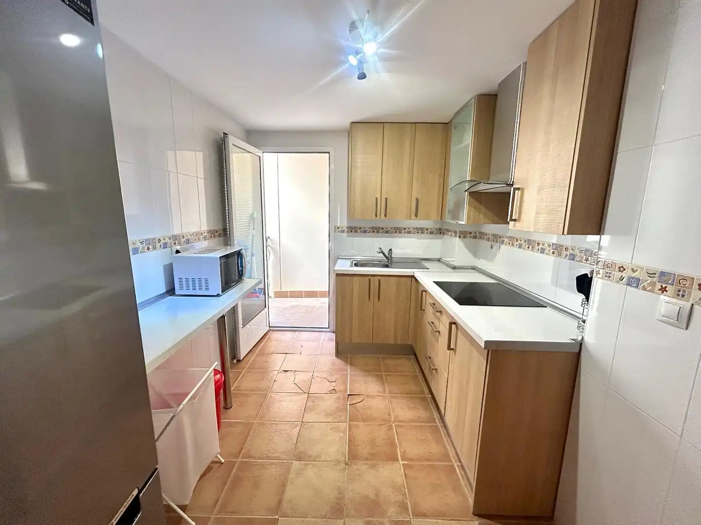 Cocina de Piso en venta en Roquetas de Mar con Terraza, Amueblado y Piscina comunitaria