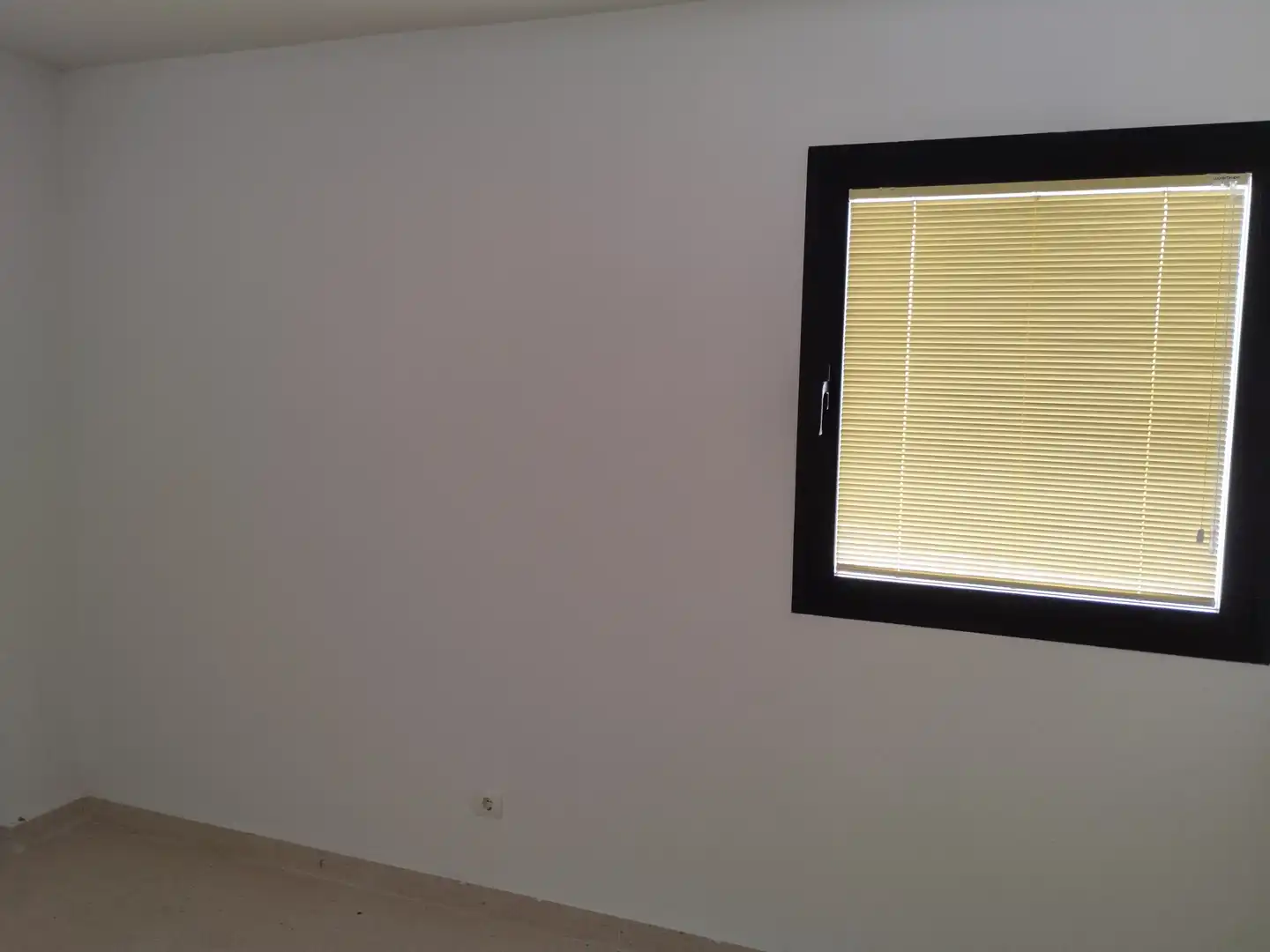 Habitación de Local en venta en Villafruela
