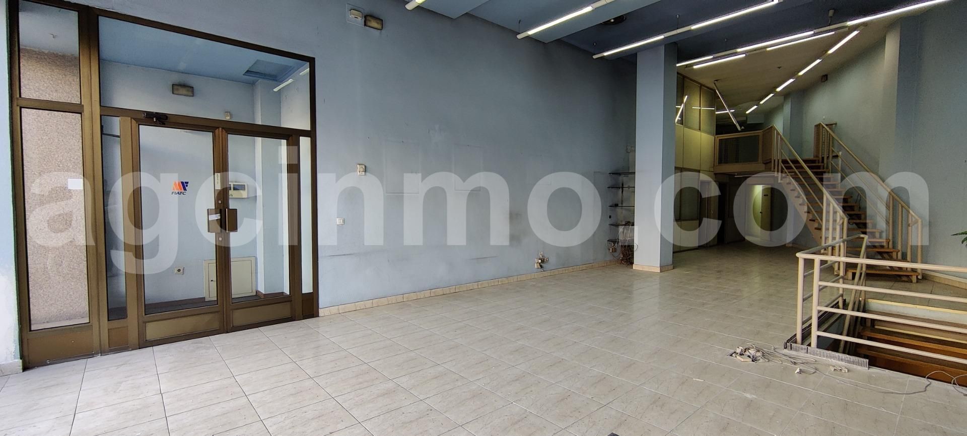 Premises for sale in Valladolid Capital  with Air Conditioner