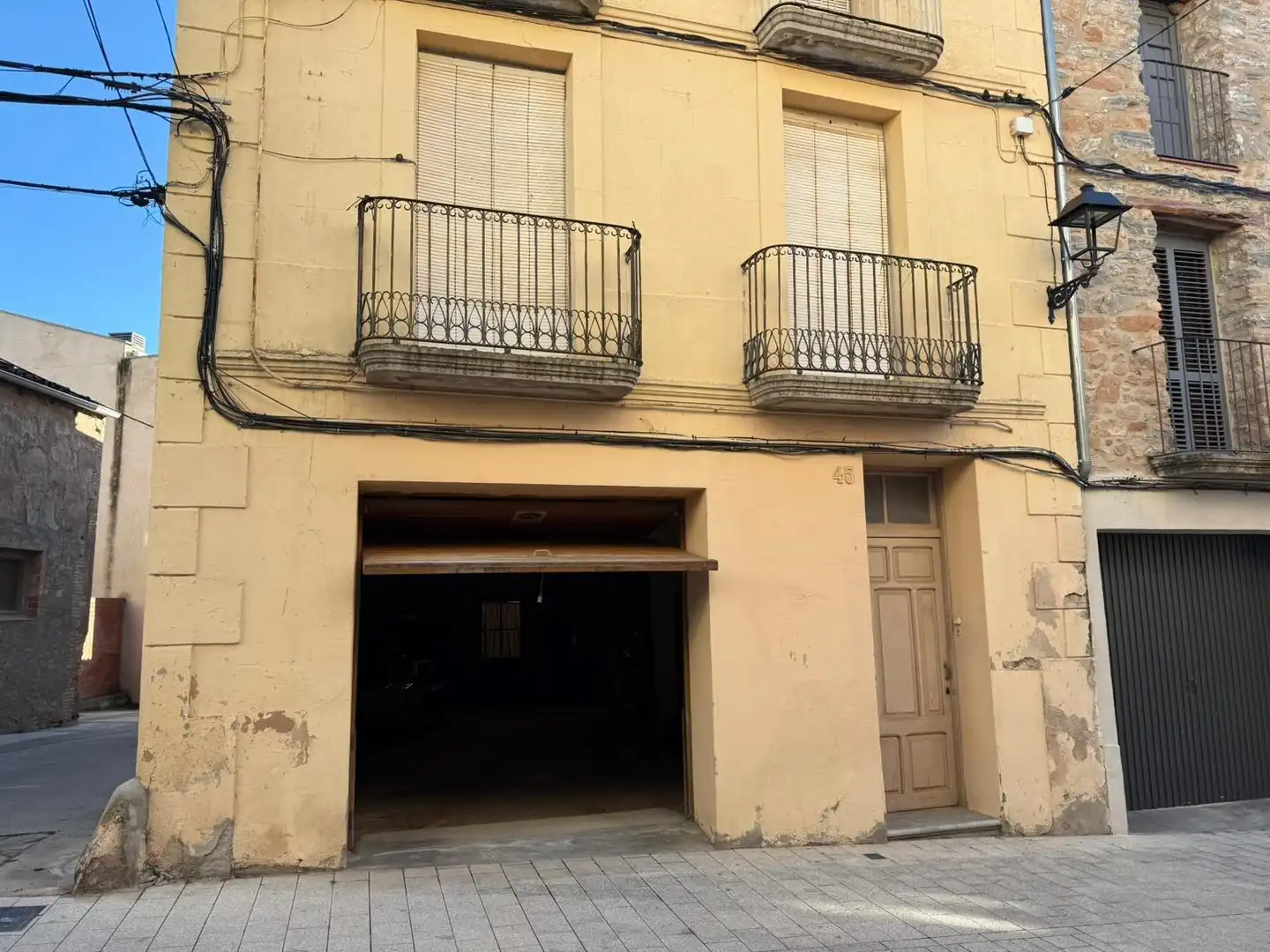 Casa amb terrassa en venda a Sant Martí de Tous, imagen 2