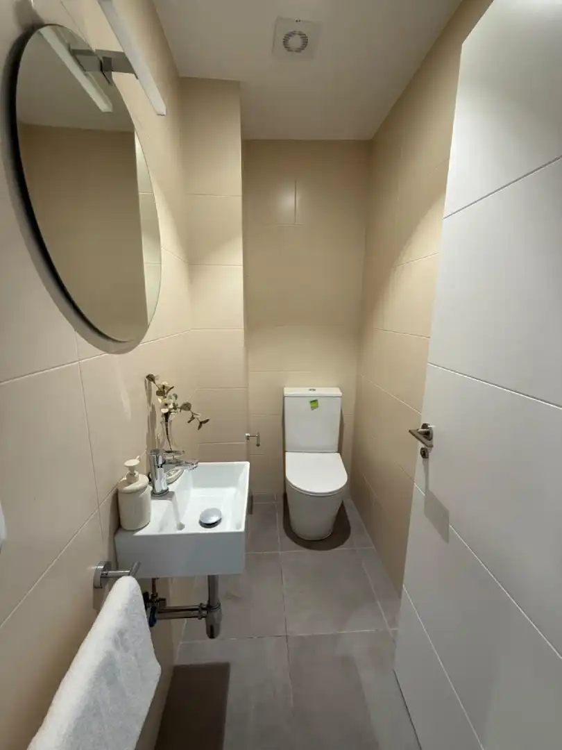 Baño de Piso en venta en A Malata - Catabois - Ciudad Jardín