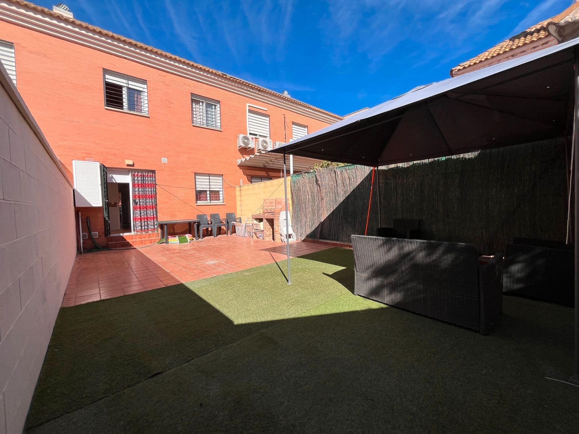 Garden of Single-family semi-detached for sale in Palomares del Río  with Air Conditioner