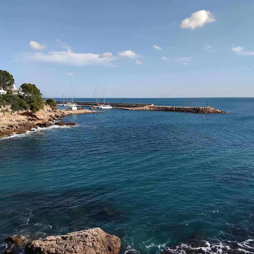 Vista exterior de Ático en venta en L'Ametlla de Mar  con Jardín privado, Terraza y Amueblado