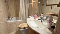 Bathroom of Flat for sale in Getafe  with Air Conditioner, Heating and Terrace