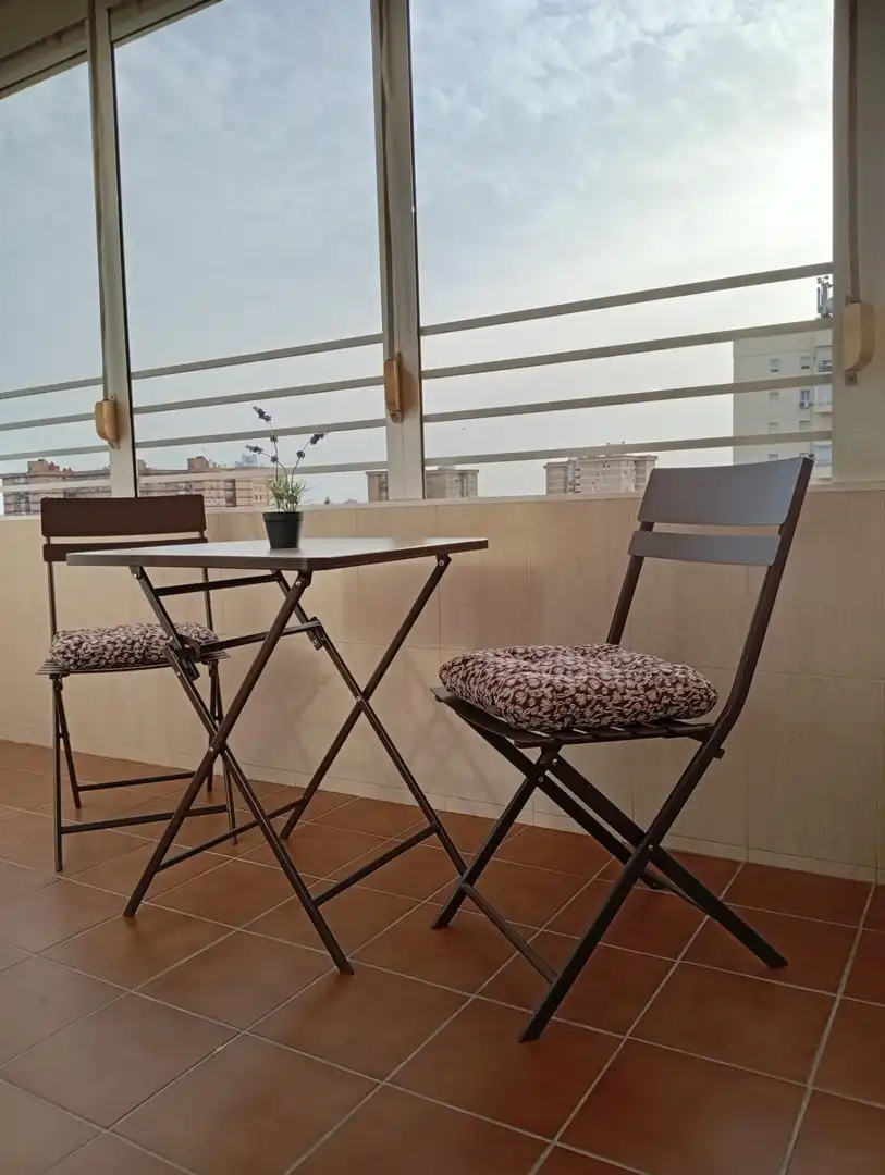 Terrasse von Wohnung zur Miete in Sevilla mit Klimaanlage, Terrasse und Möbliert