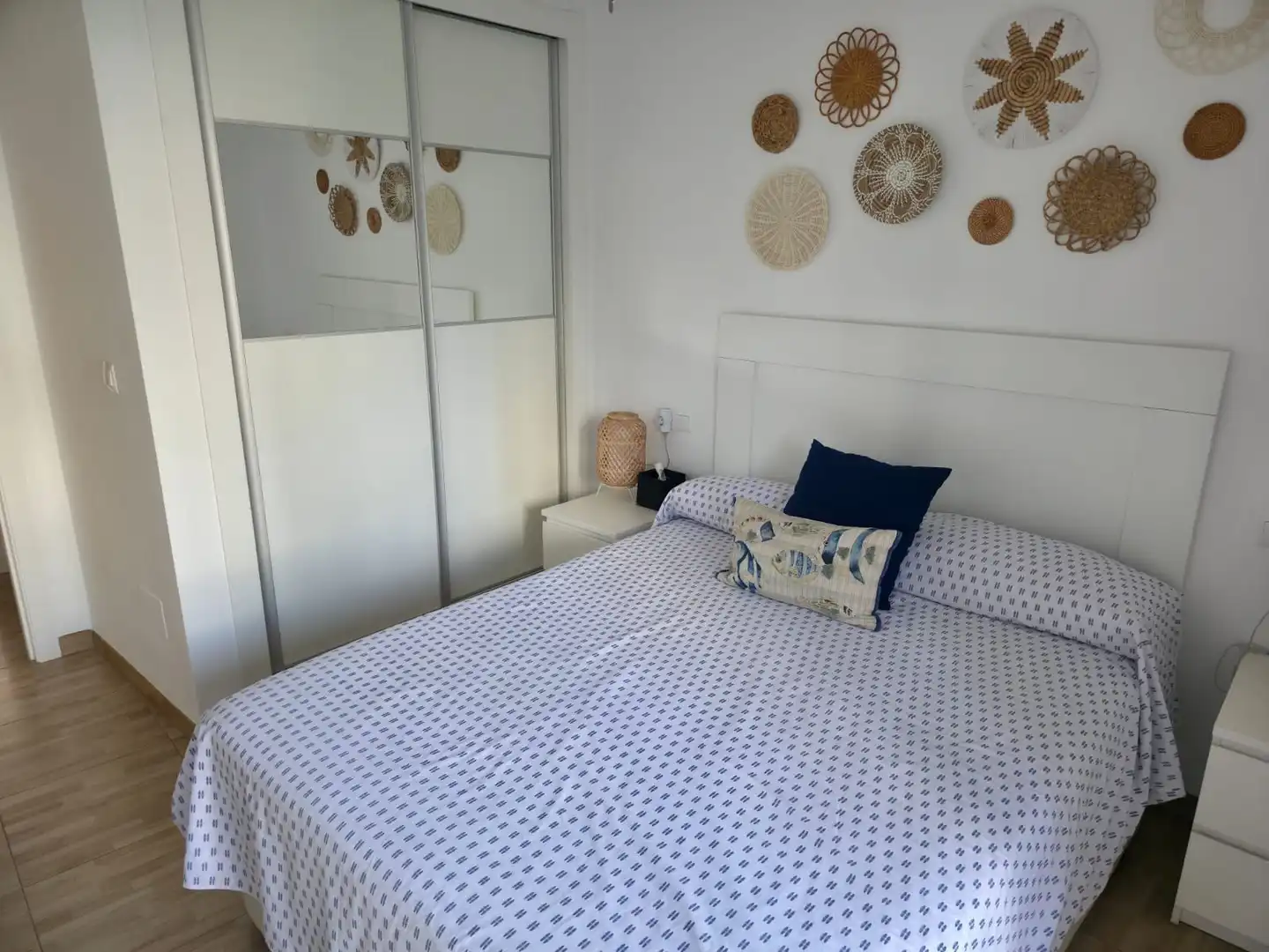 Habitación de Piso en venta en Vélez-Málaga con Aire acondicionado y Piscina comunitaria