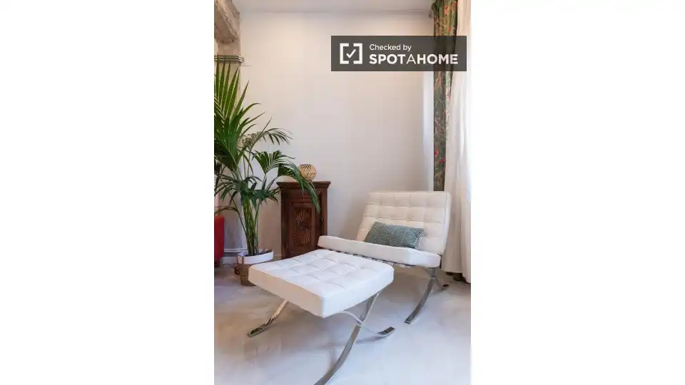 Bedroom of Flat for rent in Valencia  with Air Conditioner, Heating and Furnished