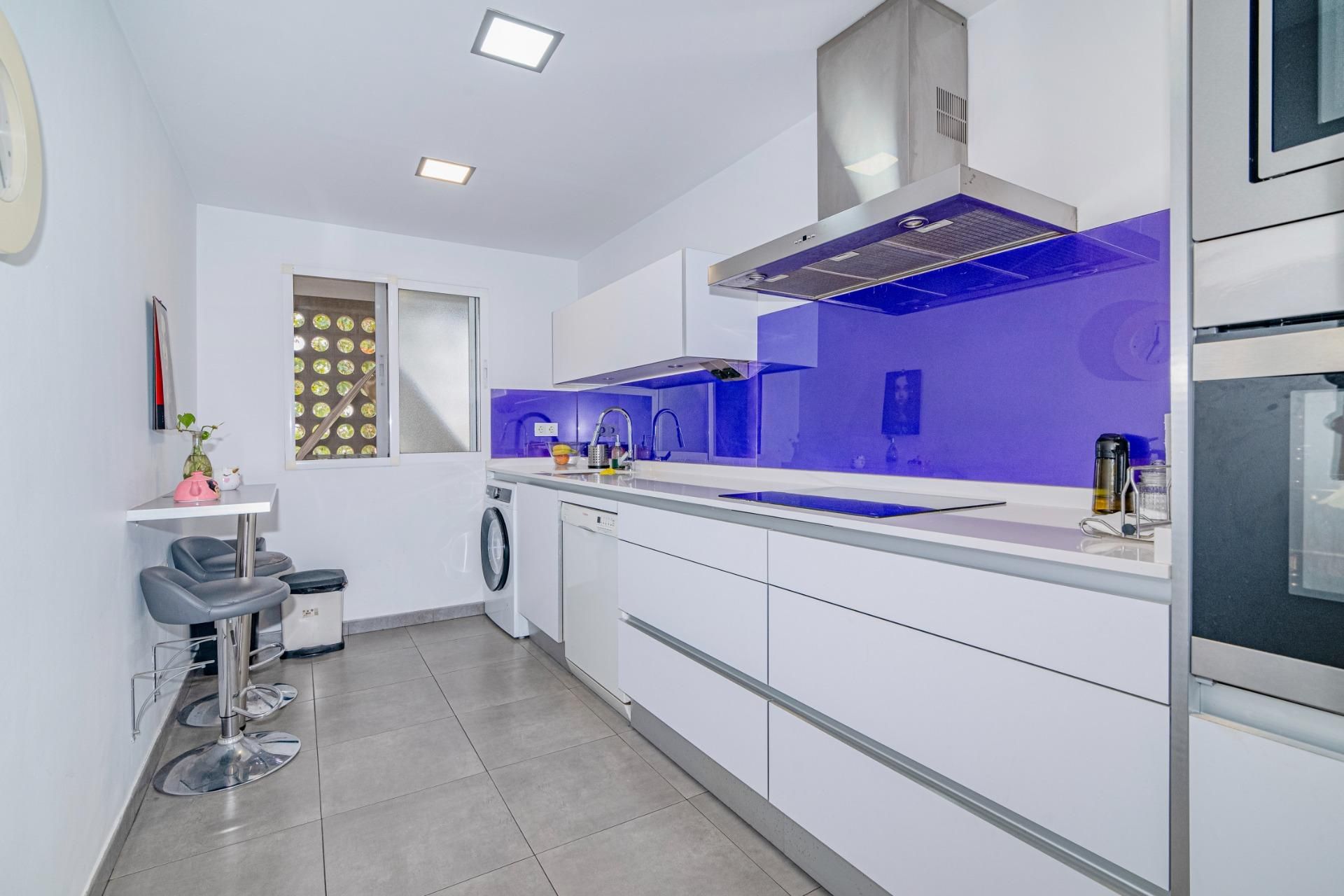 Cuina de Pis en venda en  Granada Capital amb Aire condicionat, Terrassa i Traster