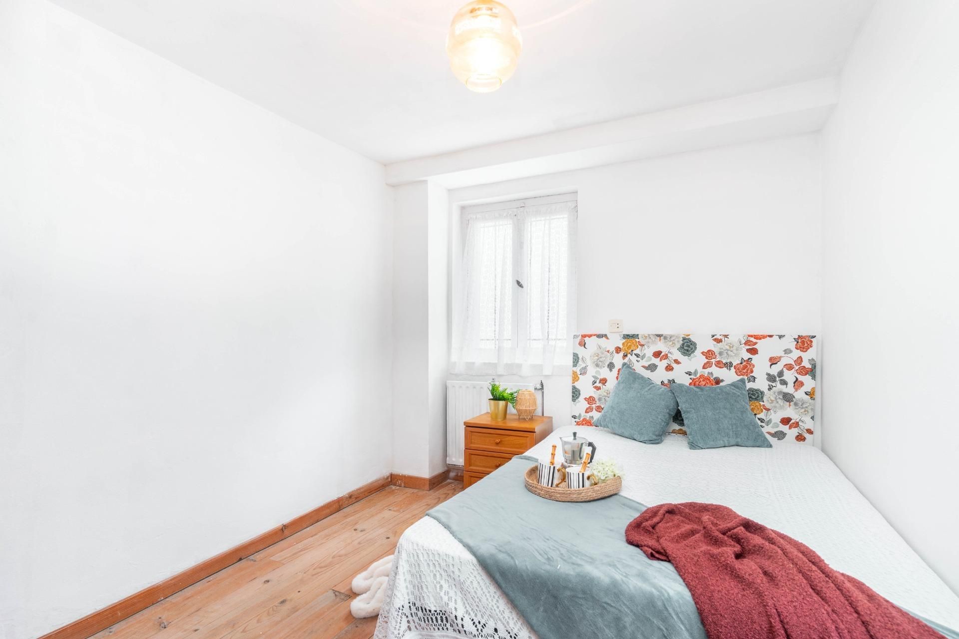 Dormitori de Casa o xalet en venda en Boal amb Calefacció, Jardí privat i Traster