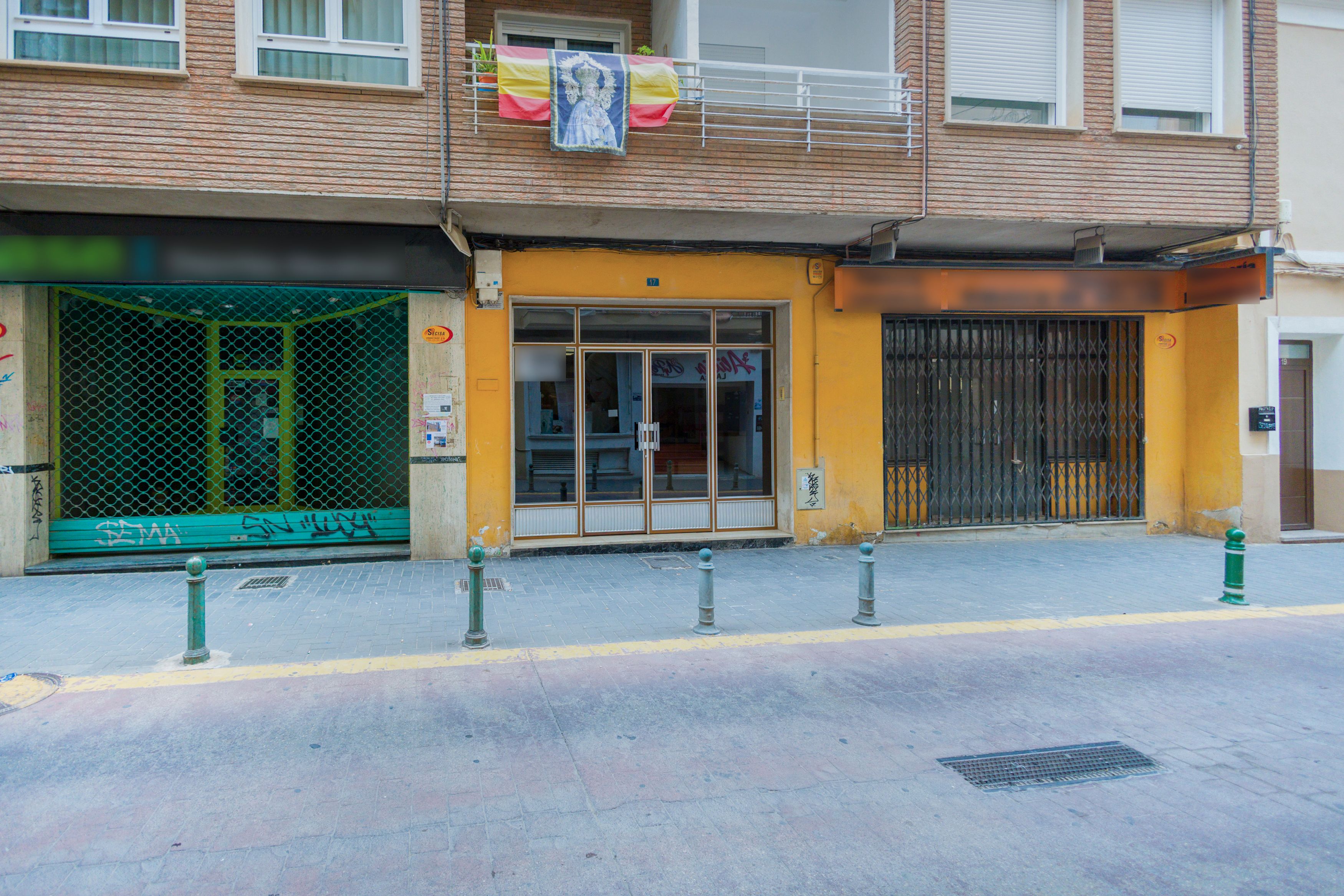 Vista exterior de Local en venda en Almansa