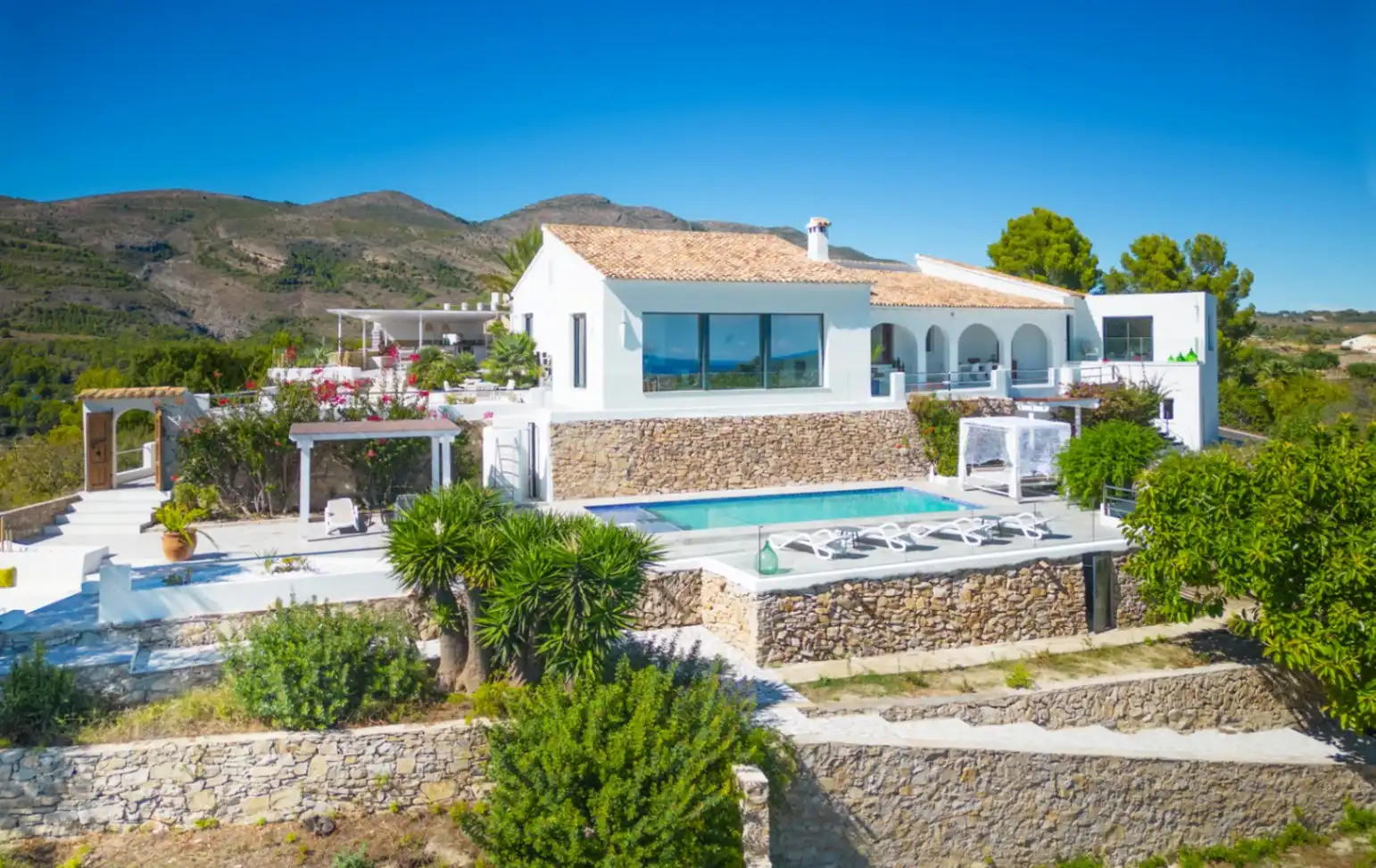 Villa con piscina in vendita a Benissa pueblo