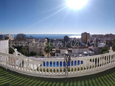Appartamento con piscina in vendita a Montemar