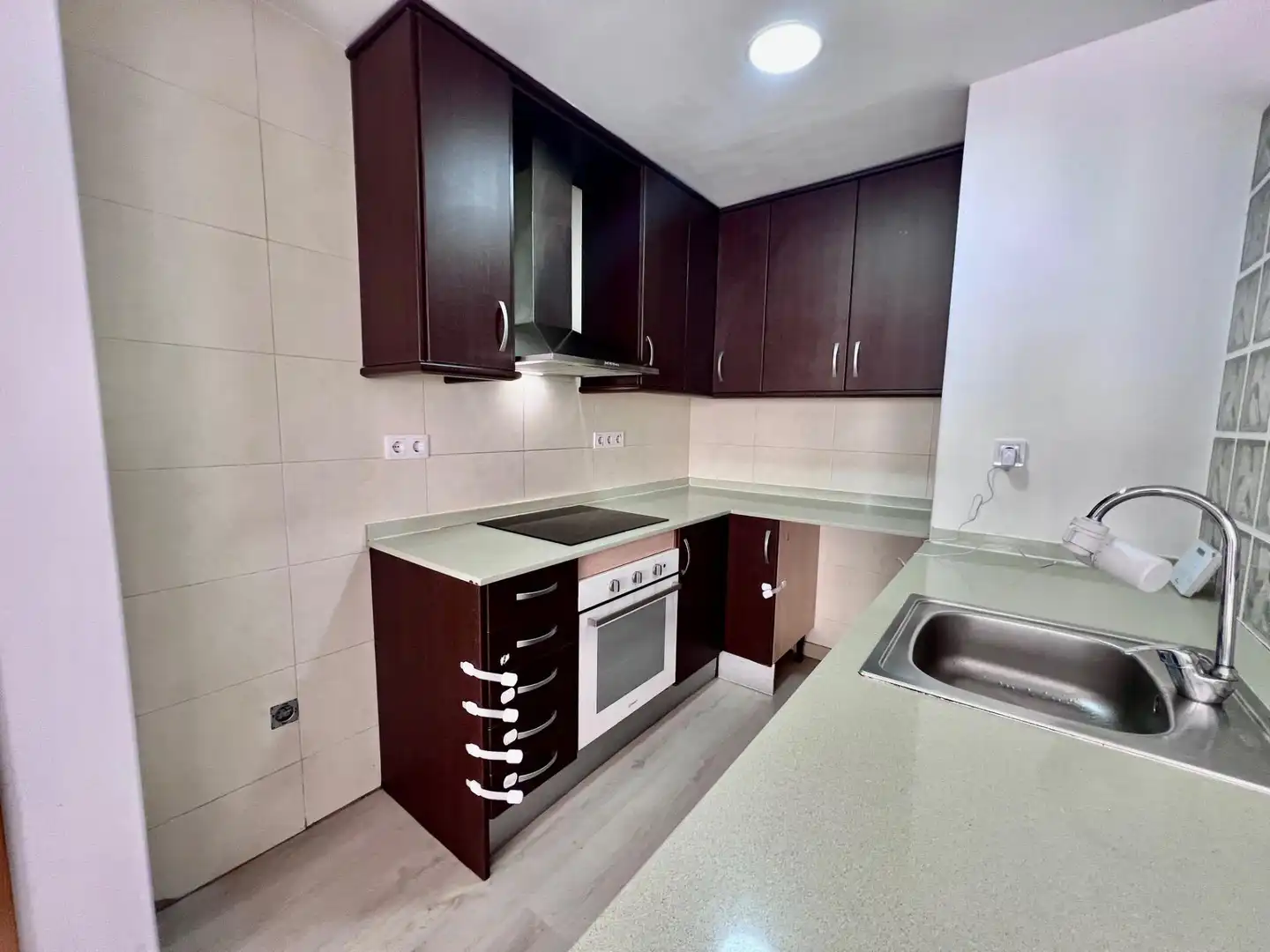 Kitchen of Attic for rent in Sabadell  with Air Conditioner, Heating and Parquet flooring
